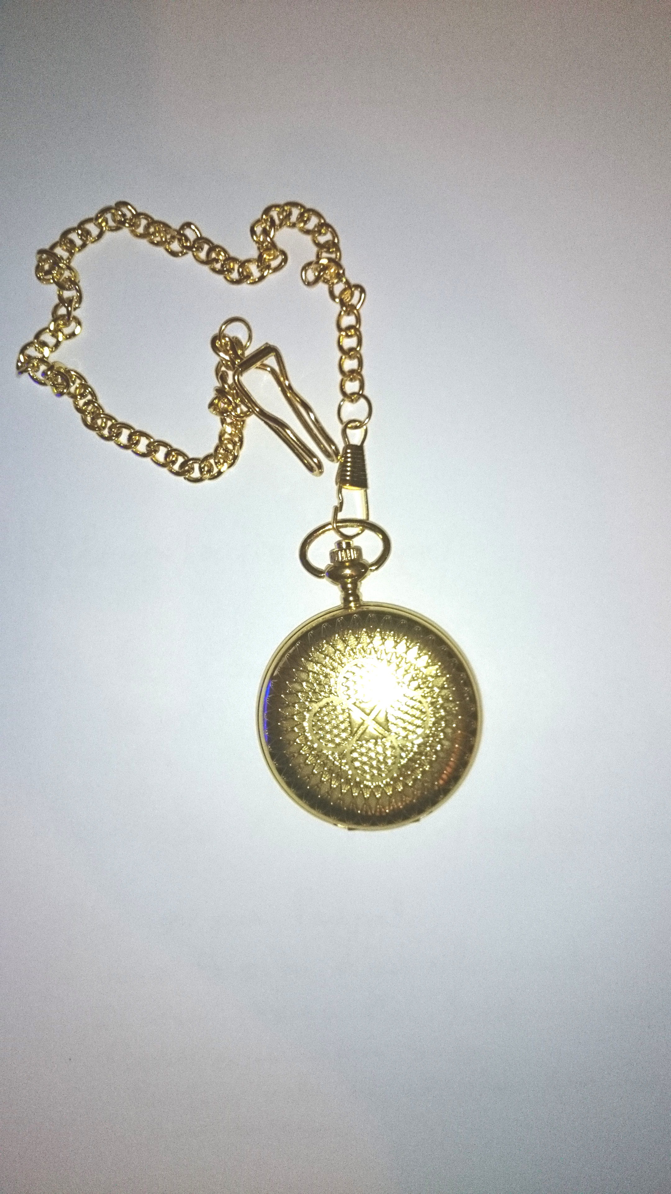 Photo 2 — montre gousset couleur or