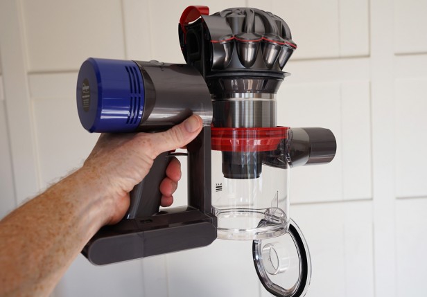 Photo 2 — aspirateur dyson V8