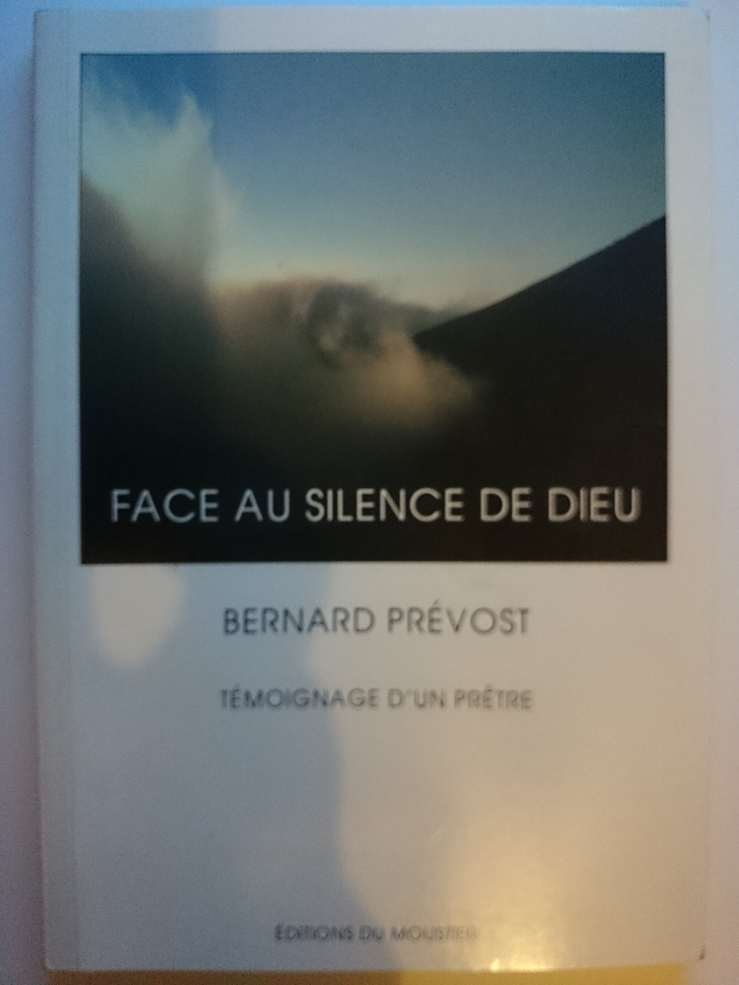 livre face au silence de dieu