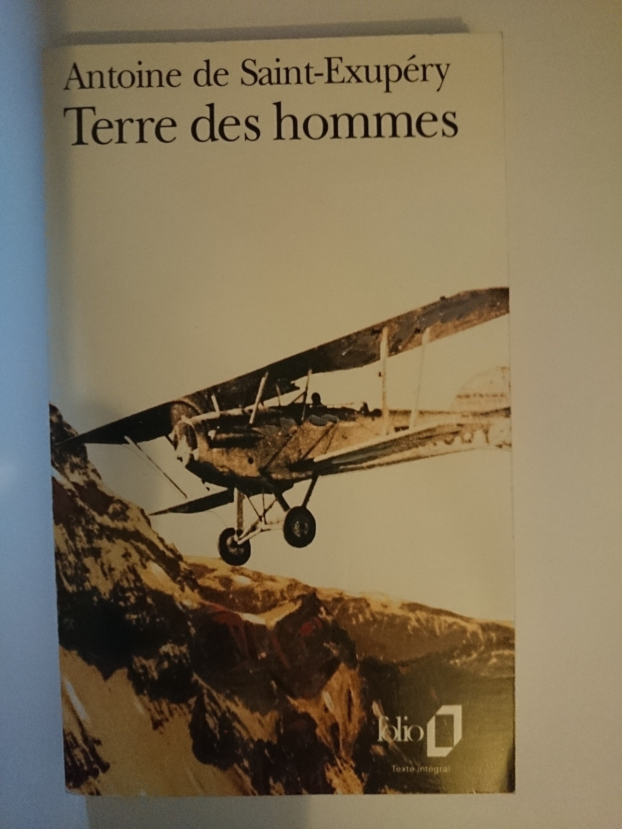 livre terres des hommes