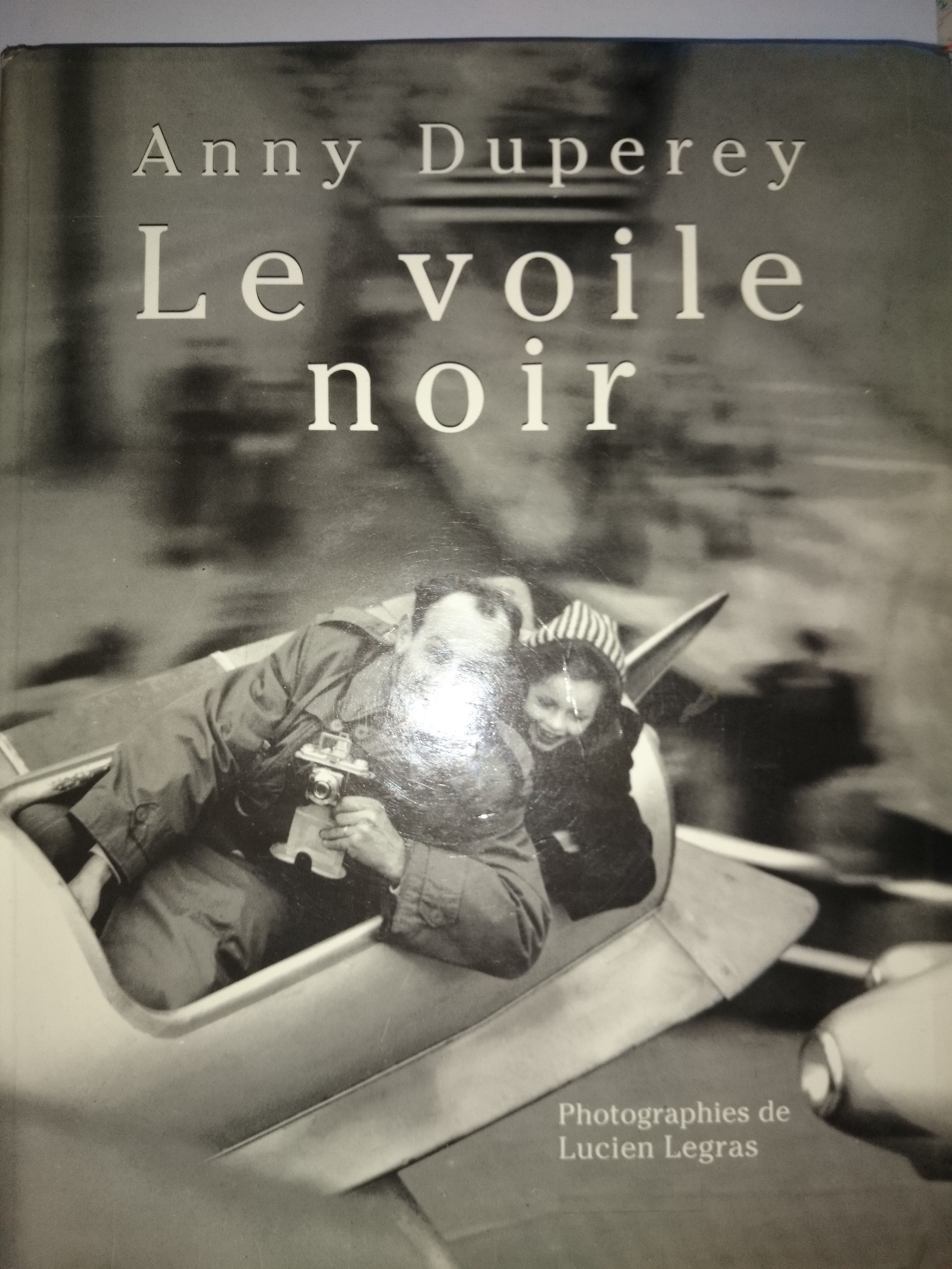 livre le voile noir